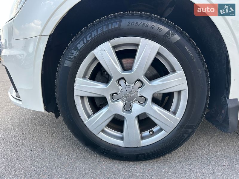 Седан Audi A3 2014 в Киеве фото 12 Седан Audi A3 2014 в Киеве