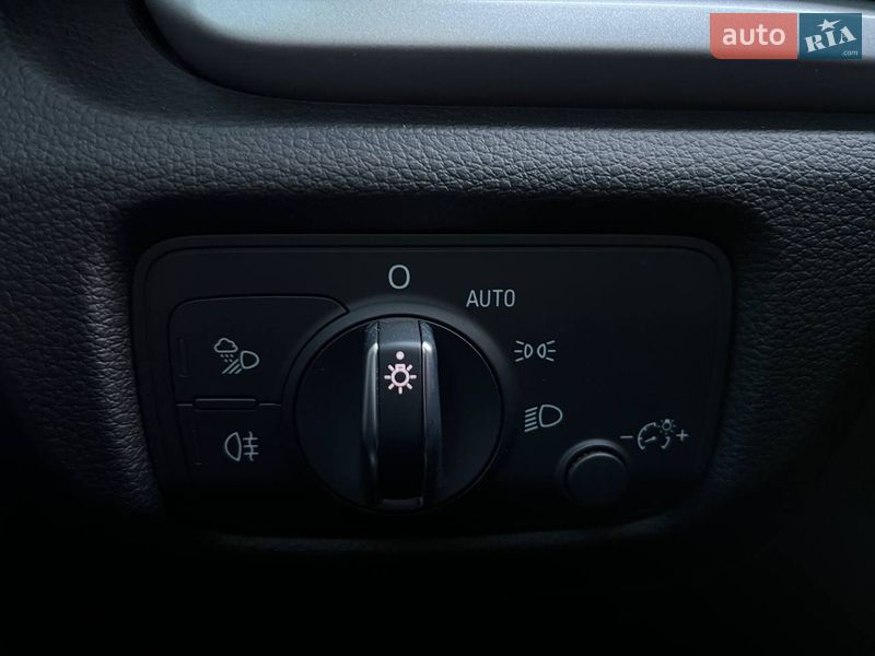 Седан Audi A3 2017 в Киеве фото 19 Седан Audi A3 2017 в Киеве