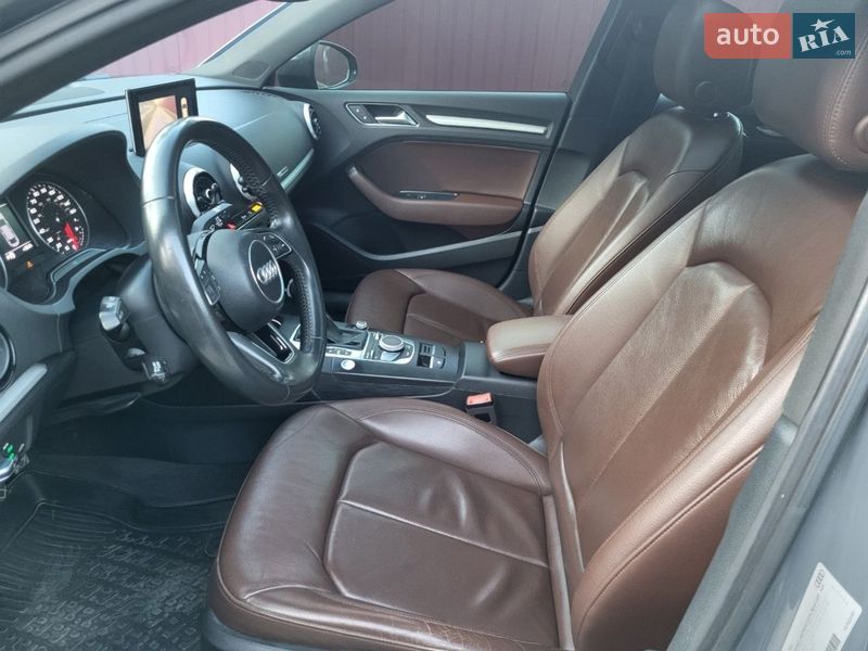 Седан Audi A3 2017 в Киеве