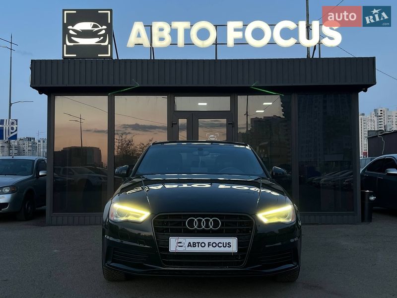 Седан Audi A3 2015 в Киеве