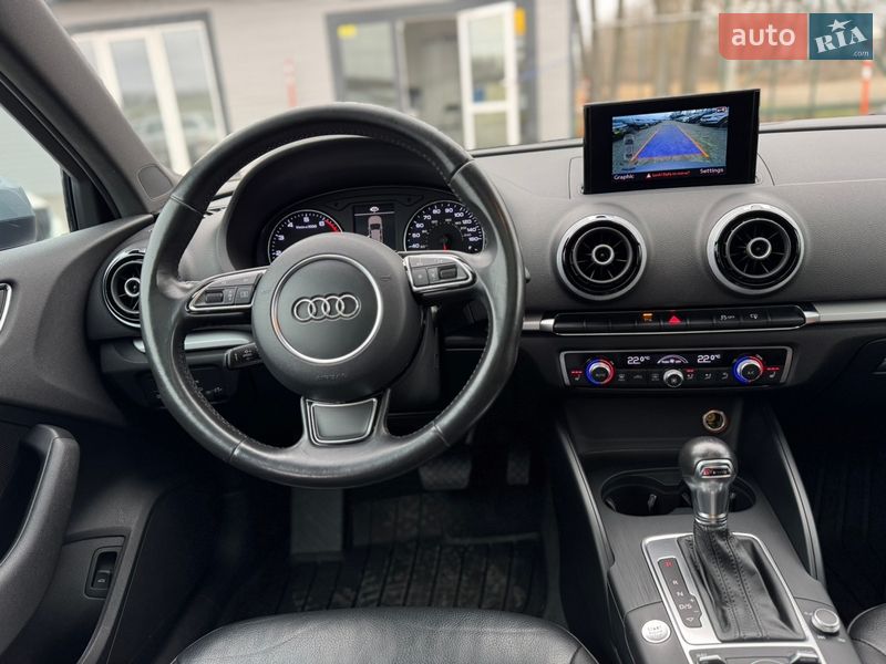 Седан Audi A3 2015 в Умани