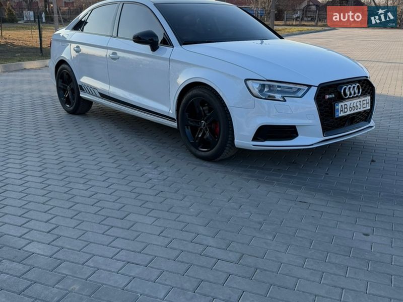Седан Audi A3 2016 в Бершади