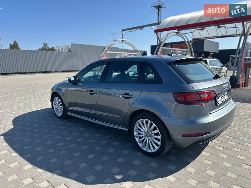 Хэтчбек Audi A3 2015 в Киеве фото 7 Хэтчбек Audi A3 2015 в Киеве