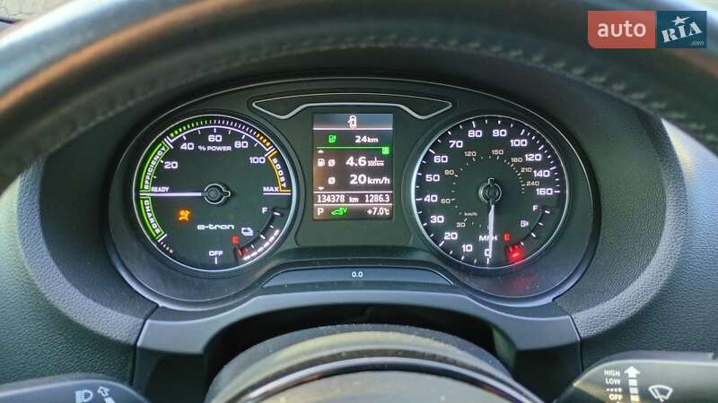 Хэтчбек Audi A3 2016 в Львове фото 3 Хэтчбек Audi A3 2016 в Львове