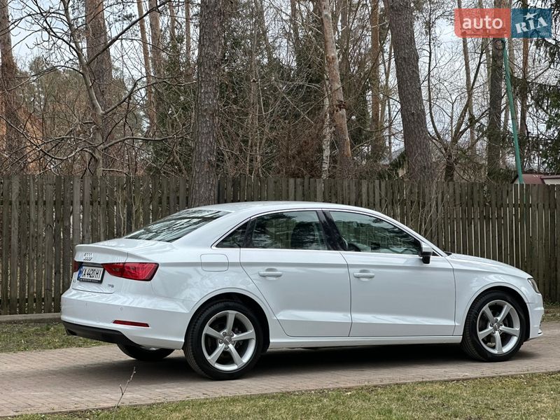 Седан Audi A3 2013 в Киеве