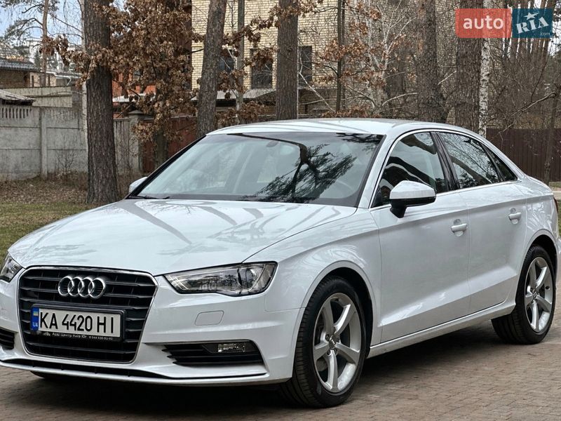 Седан Audi A3 2013 в Киеве
