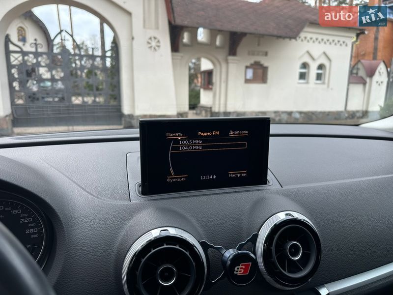 Седан Audi A3 2013 в Киеве