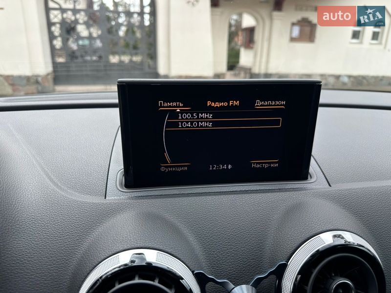 Седан Audi A3 2013 в Киеве