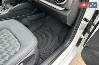 Седан Audi A3 2013 в Киеве