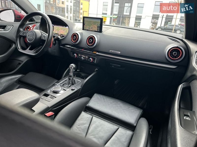 Седан Audi A3 2017 в Рівному