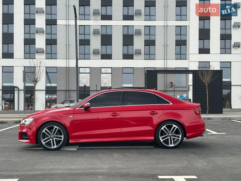 Седан Audi A3 2017 в Рівному