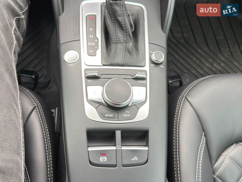 Кабриолет Audi A3 2016 в Киеве