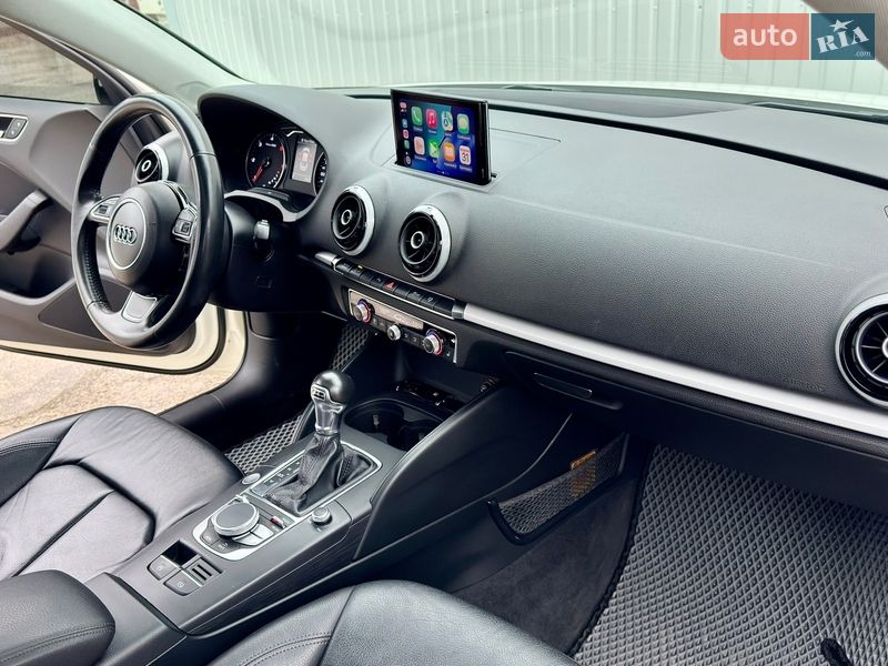 Седан Audi A3 2015 в Запорожье