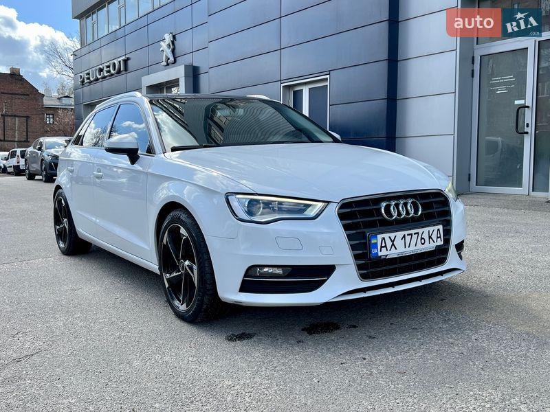 Хэтчбек Audi A3 2015 в Харькове