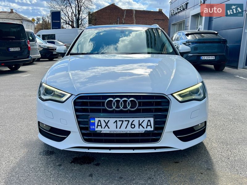 Хэтчбек Audi A3 2015 в Харькове