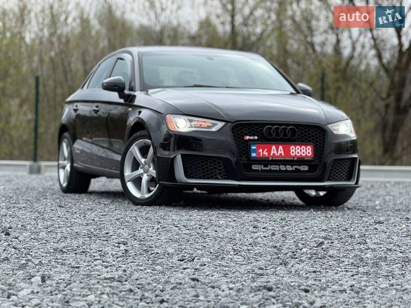 Седан Audi A3 2016 в Дрогобичі
