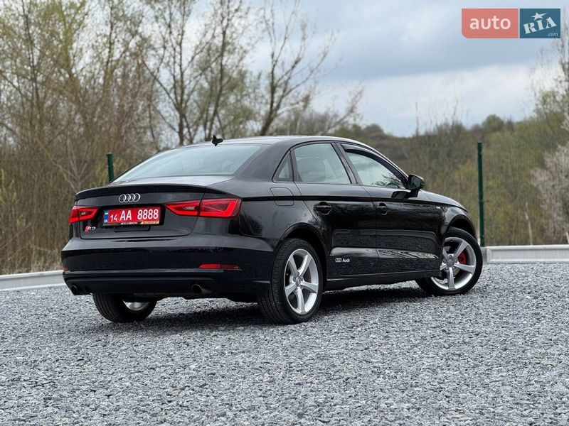 Седан Audi A3 2016 в Дрогобичі