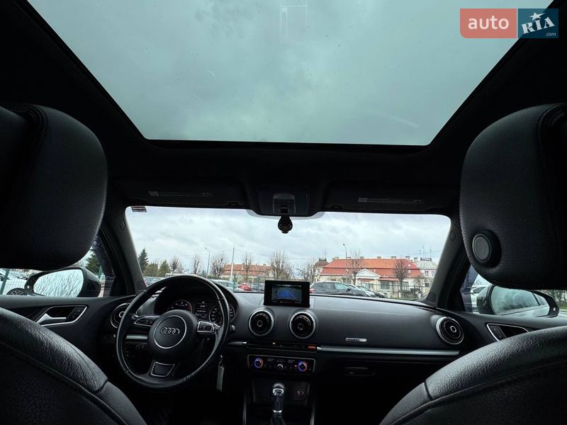Седан Audi A3 2016 в Дрогобичі