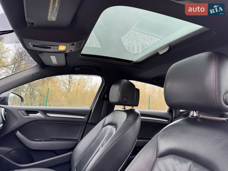 Седан Audi A3 2016 в Дрогобичі