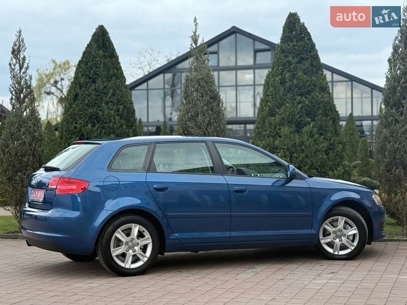 Хетчбек Audi A3 2009 в Стрию