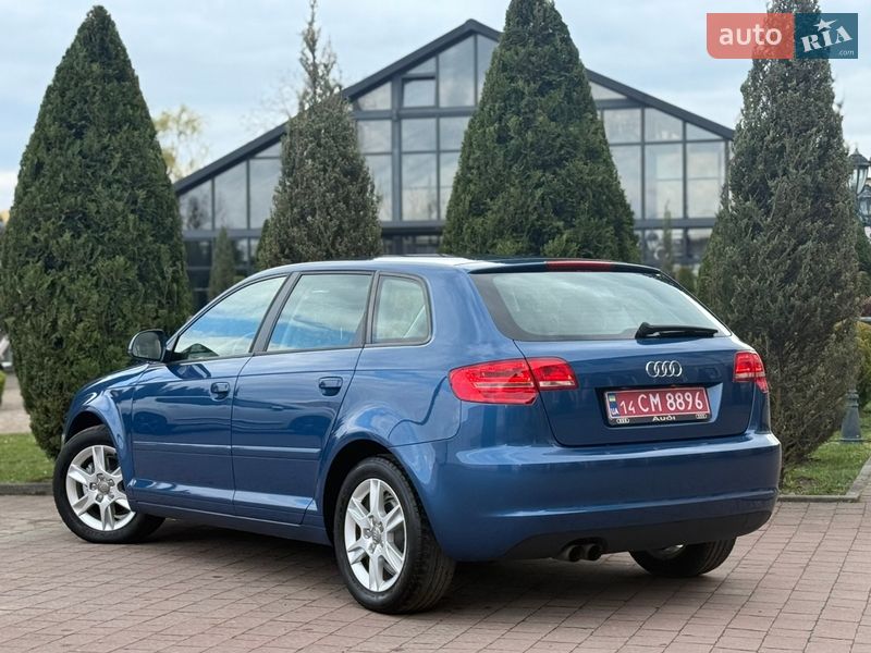 Хетчбек Audi A3 2009 в Стрию