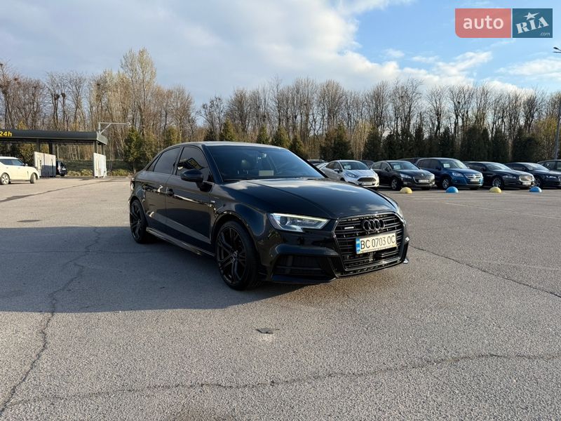 Седан Audi A3 2016 в Львові