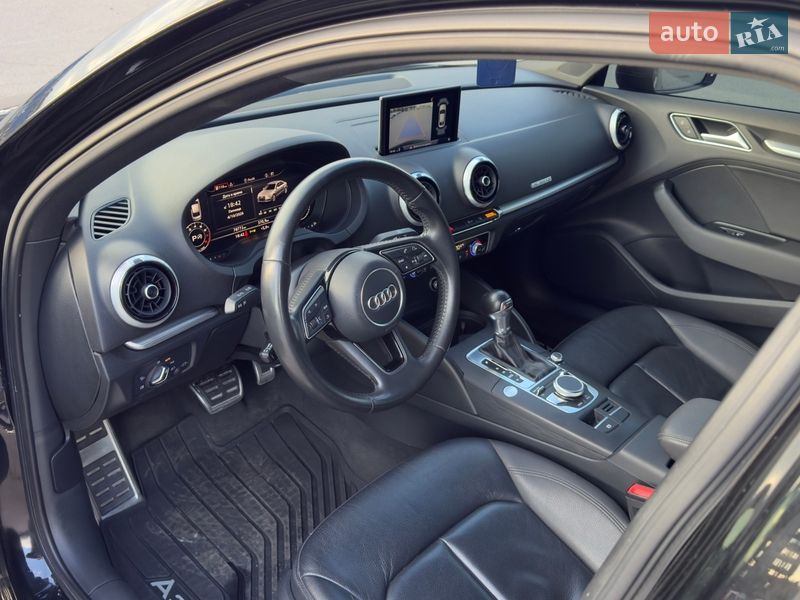 Седан Audi A3 2016 в Львові
