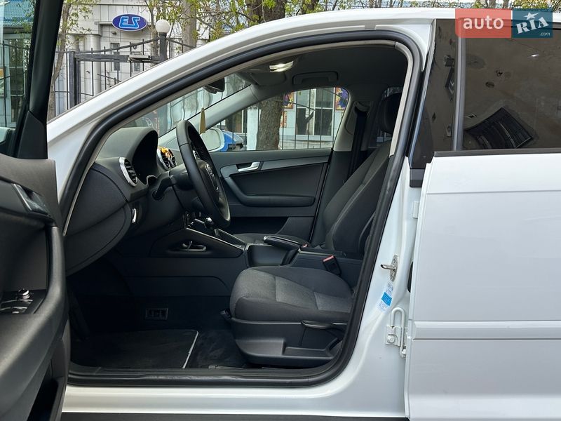 Хетчбек Audi A3 2012 в Одесі фото 29 Хетчбек Audi A3 2012 в Одесі