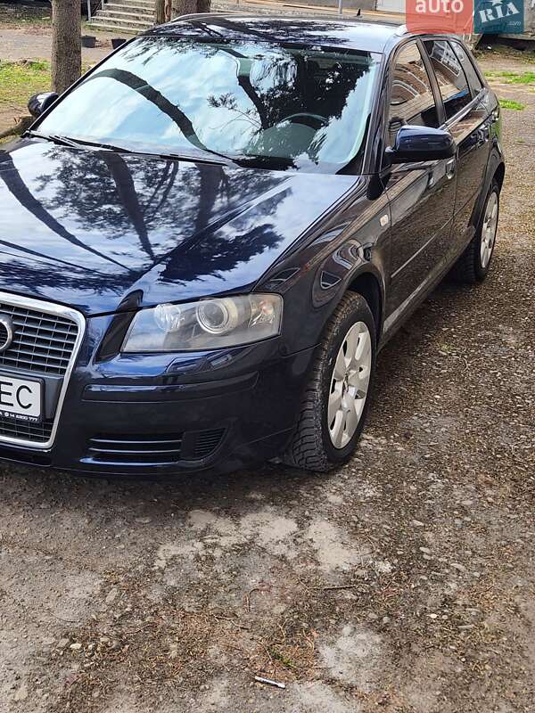 Хэтчбек Audi A3 2008 в Черновцах