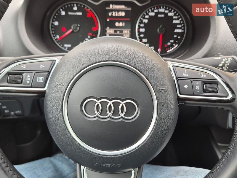 Хэтчбек Audi A3 2016 в Киеве