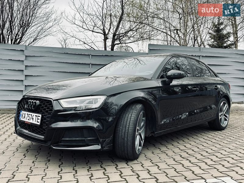 2019 Audi A3 Sedan, VIN WAUAUGFF8LA015189:plate — фото 1 (autoria)