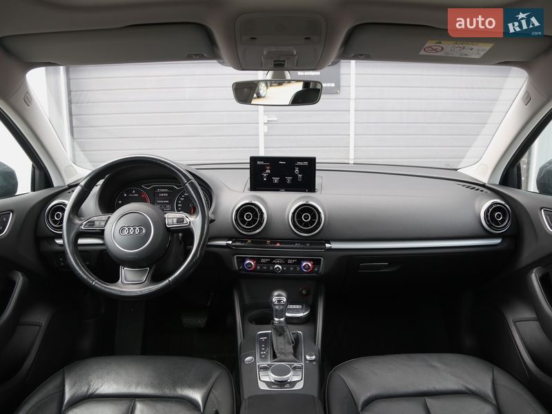 Седан Audi A3 2015 в Киеве