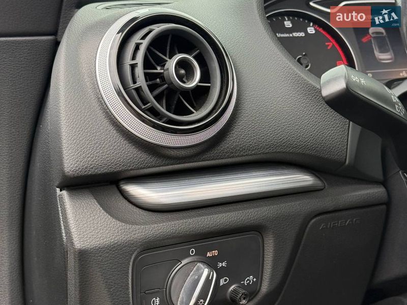 Кабриолет Audi A3 2014 в Бучаче