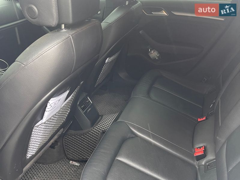 Седан Audi A3 2017 в Хмельницком