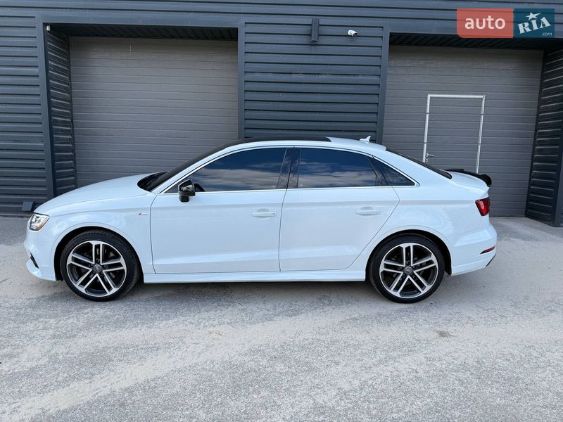 Седан Audi A3 2016 в Харкові