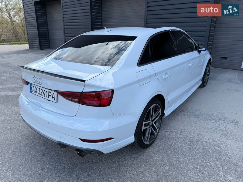 Седан Audi A3 2016 в Харкові