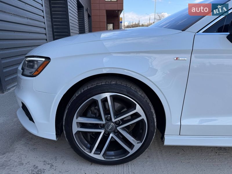 Седан Audi A3 2016 в Харкові