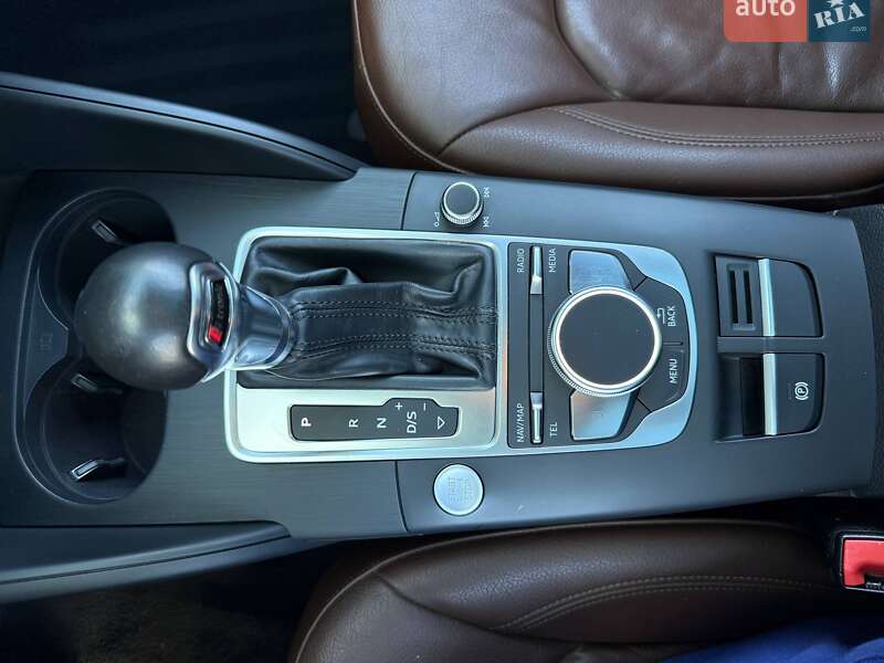 Седан Audi A3 2016 в Харкові