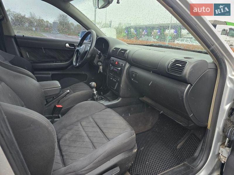 Хэтчбек Audi A3 2001 в Стрые