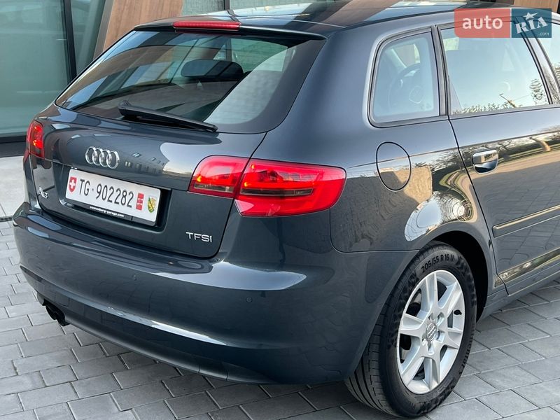 Хетчбек Audi A3 2011 в Луцьку