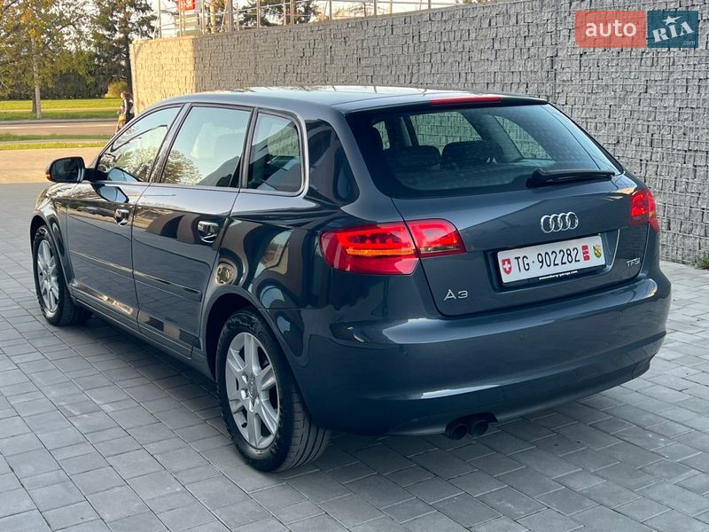 Хетчбек Audi A3 2011 в Луцьку