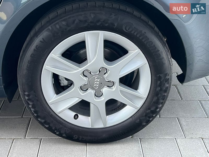 Хетчбек Audi A3 2011 в Луцьку