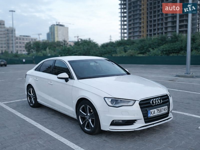 Седан Audi A3 2013 в Киеве фото Седан Audi A3 2013 в Киеве