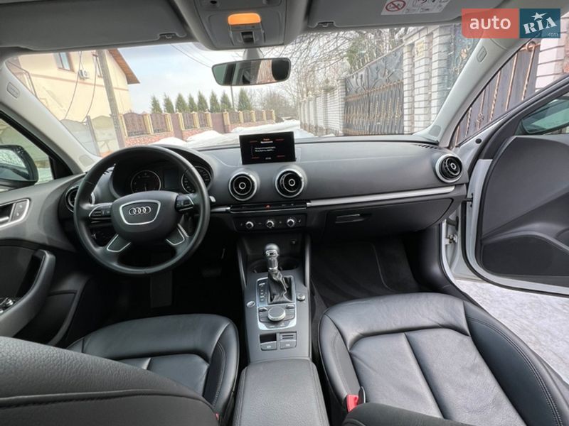 Седан Audi A3 2016 в Фастове