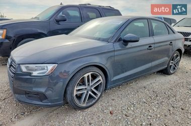 Седан Audi A3 2019 в Ивано-Франковске