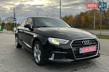 Седан Audi A3 2018 в Полтаве