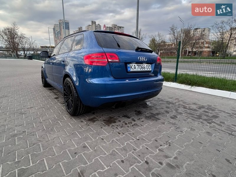 Хэтчбек Audi A3 2008 в Киеве