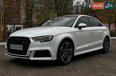 Седан Audi A3 2018 в Харькове