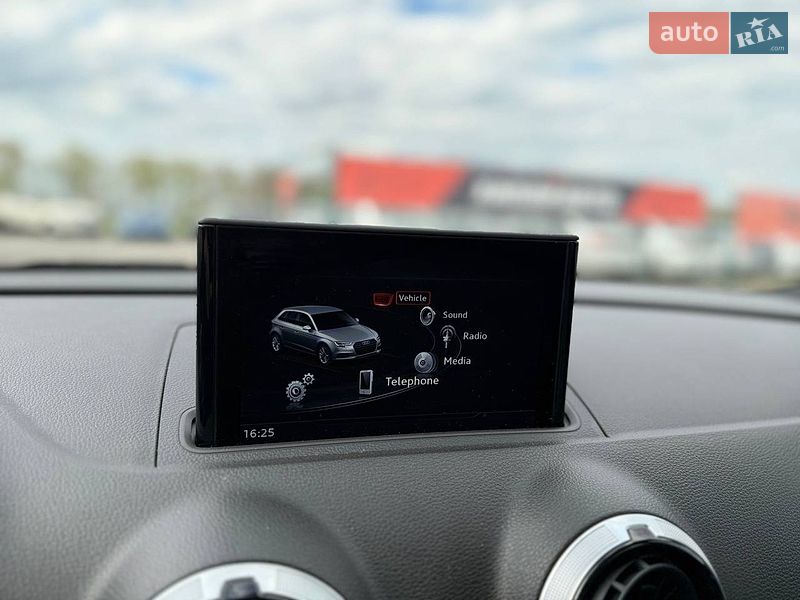 Хэтчбек Audi A3 2017 в Одессе