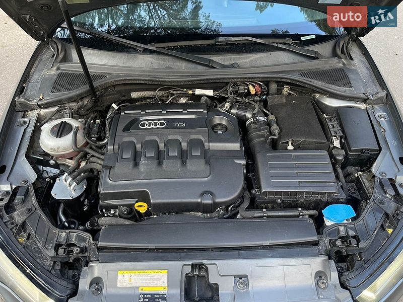 Седан Audi A3 2015 в Чернигове